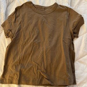 Lululemon Athletica Relaxed Tan Short Sleeve Tee